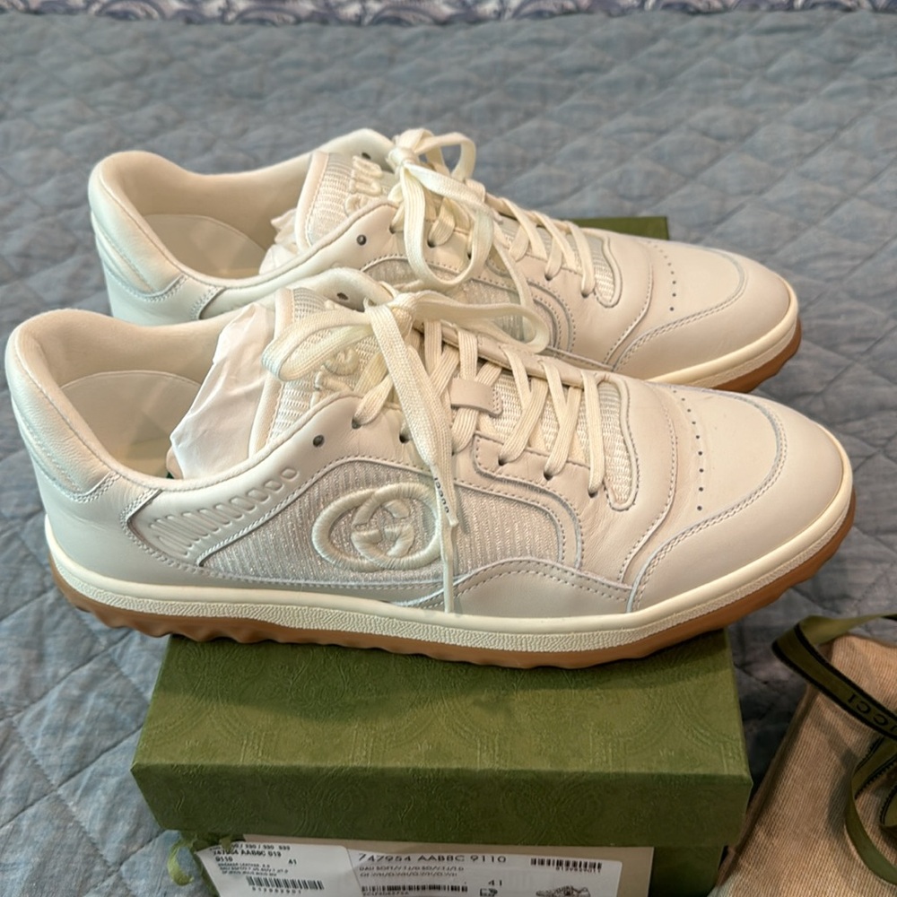 Gucci Women’s MAC80 Off-white color, size 41. Worn once!